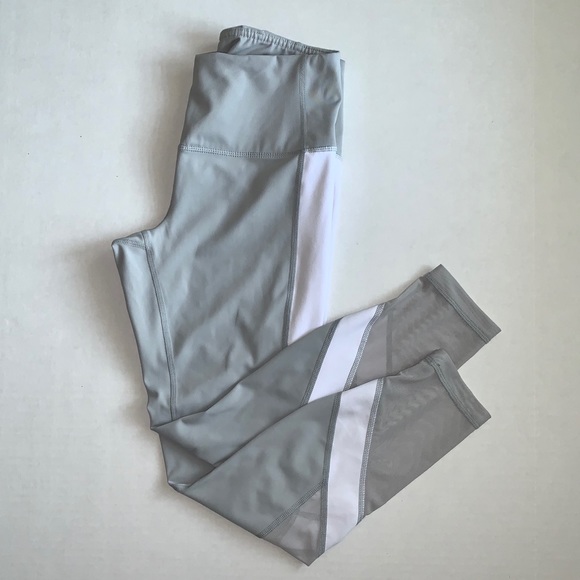 Yogalicious Lux Pants - Yogalicuous Lux grey white cropped leggings Medium